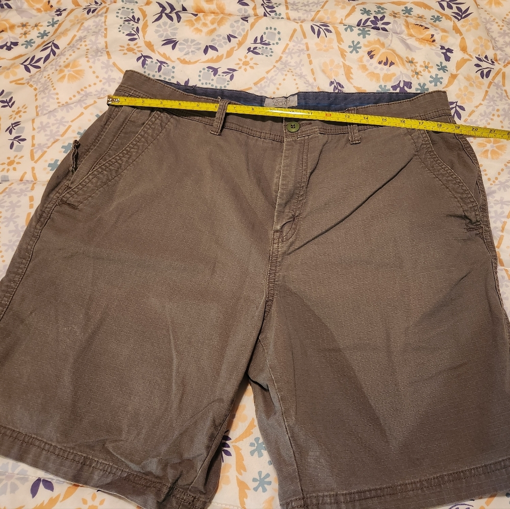 Ocean cost shorts size 38 men's jcpenny